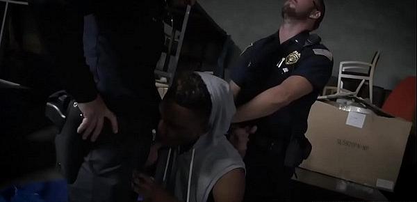  Cop gets blowjob instead of giving ticket gay Breaking and Entering